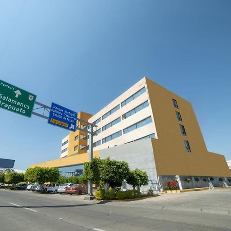 Capital O Hotel Casa Real Celaya Celaya  Buitenkant foto